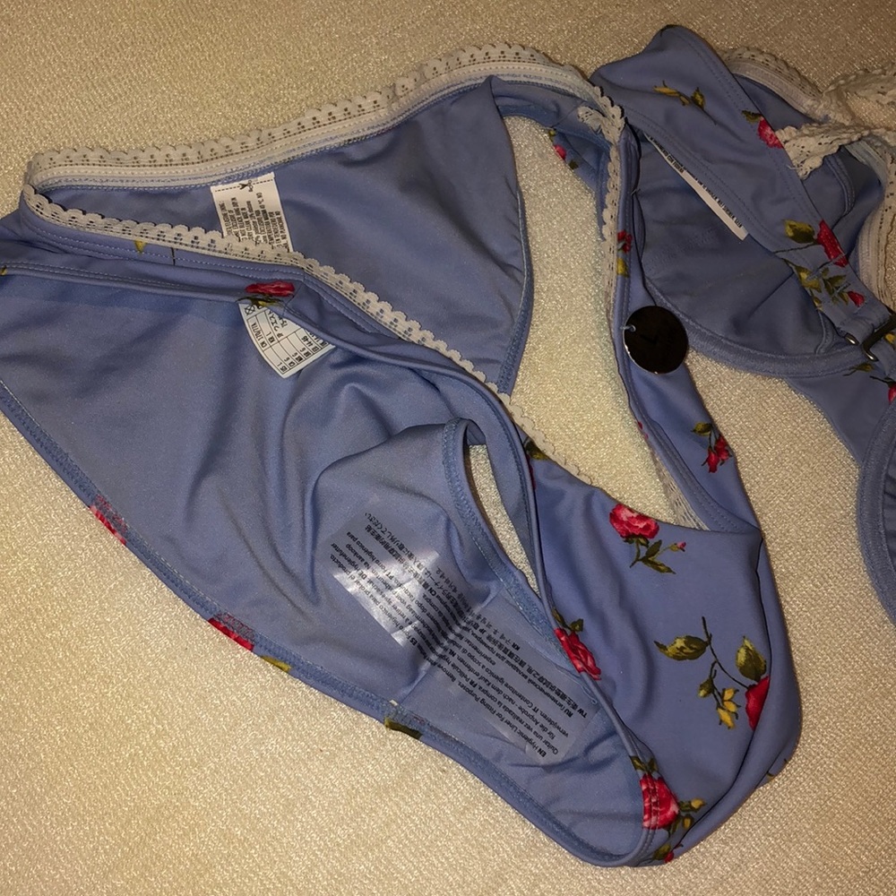 2 pc bikini - Picture 6 of 6